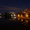 Wasserstadt bei Nacht
