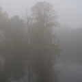 Kanal im Nebel